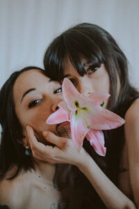 RETRATO FLOWERS