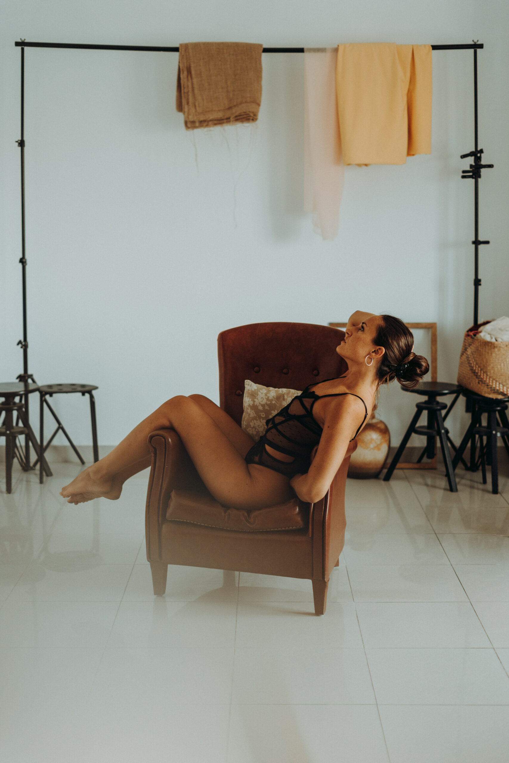 Sesión con modelo en interiores