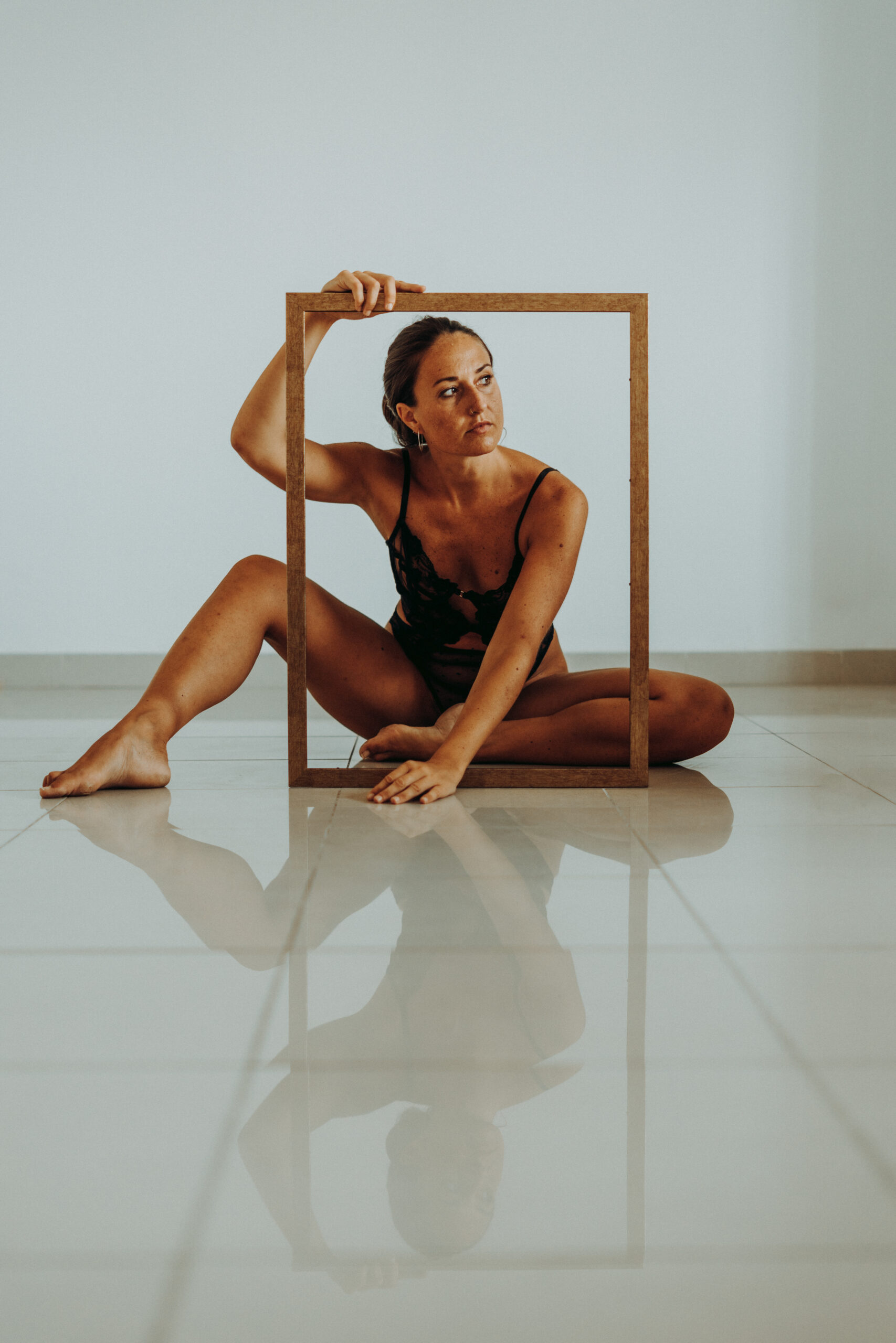 Sesión con modelo en interiores
