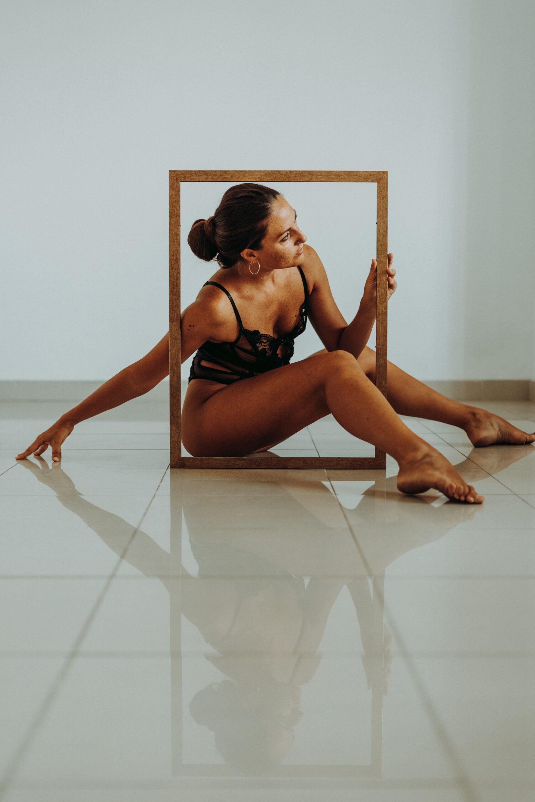 Sesión con modelo en interiores