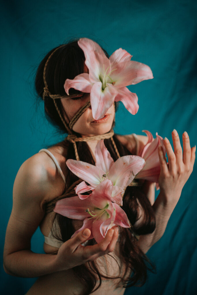 Sesión de shibari en estudio