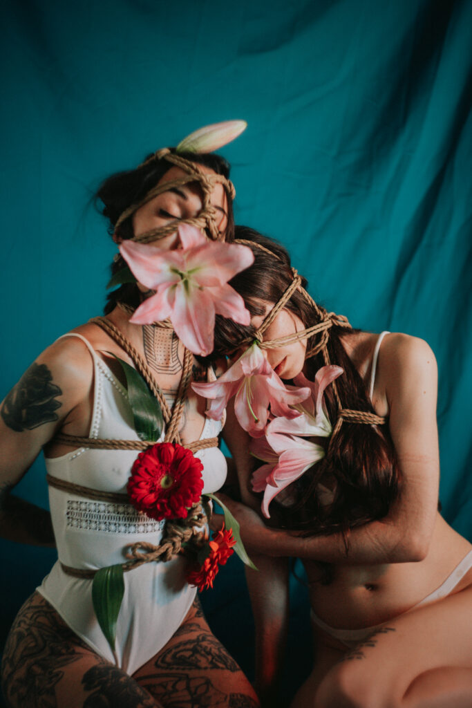 Sesión de shibari en estudio