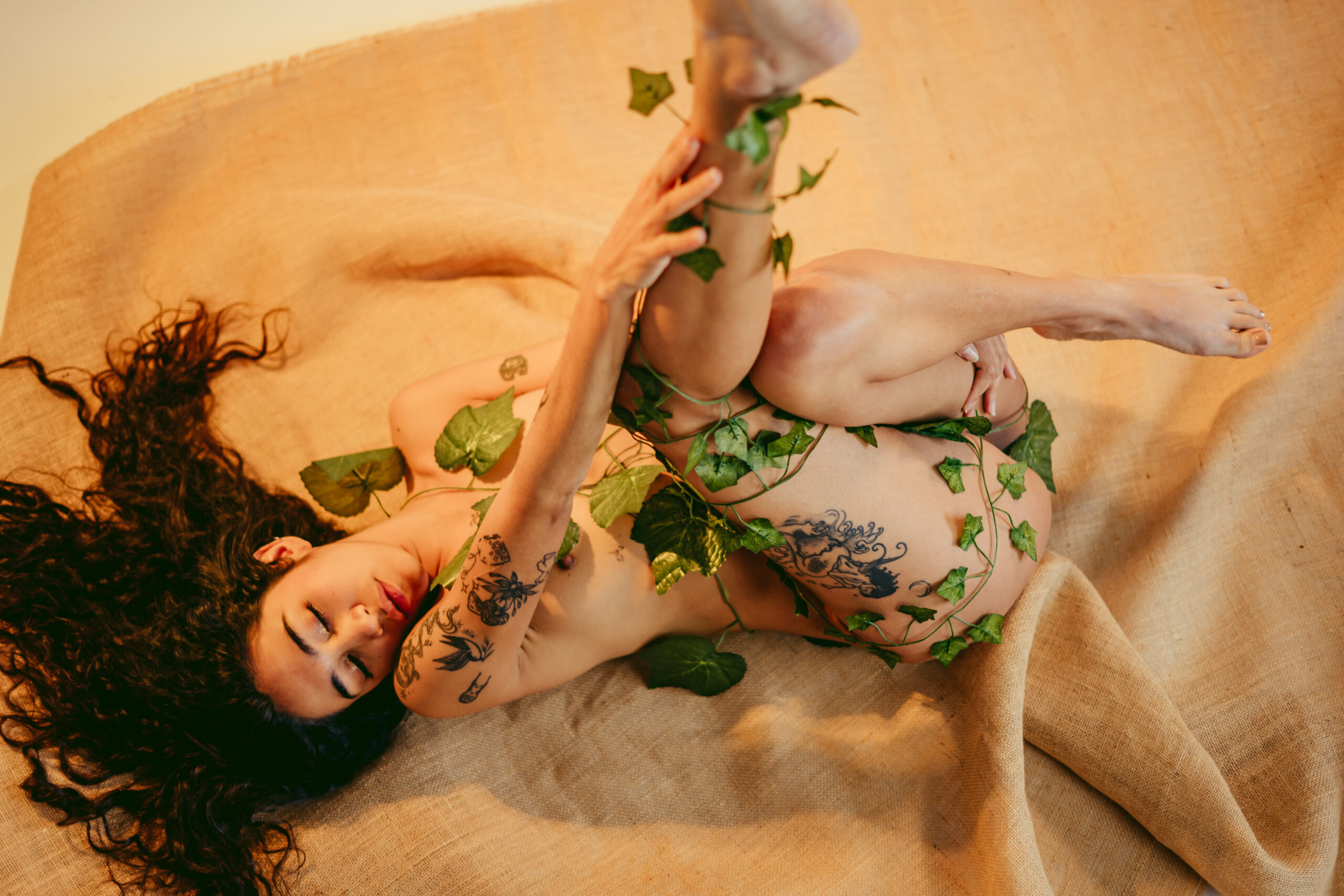 Sesión de fotos de desnudo en estudio