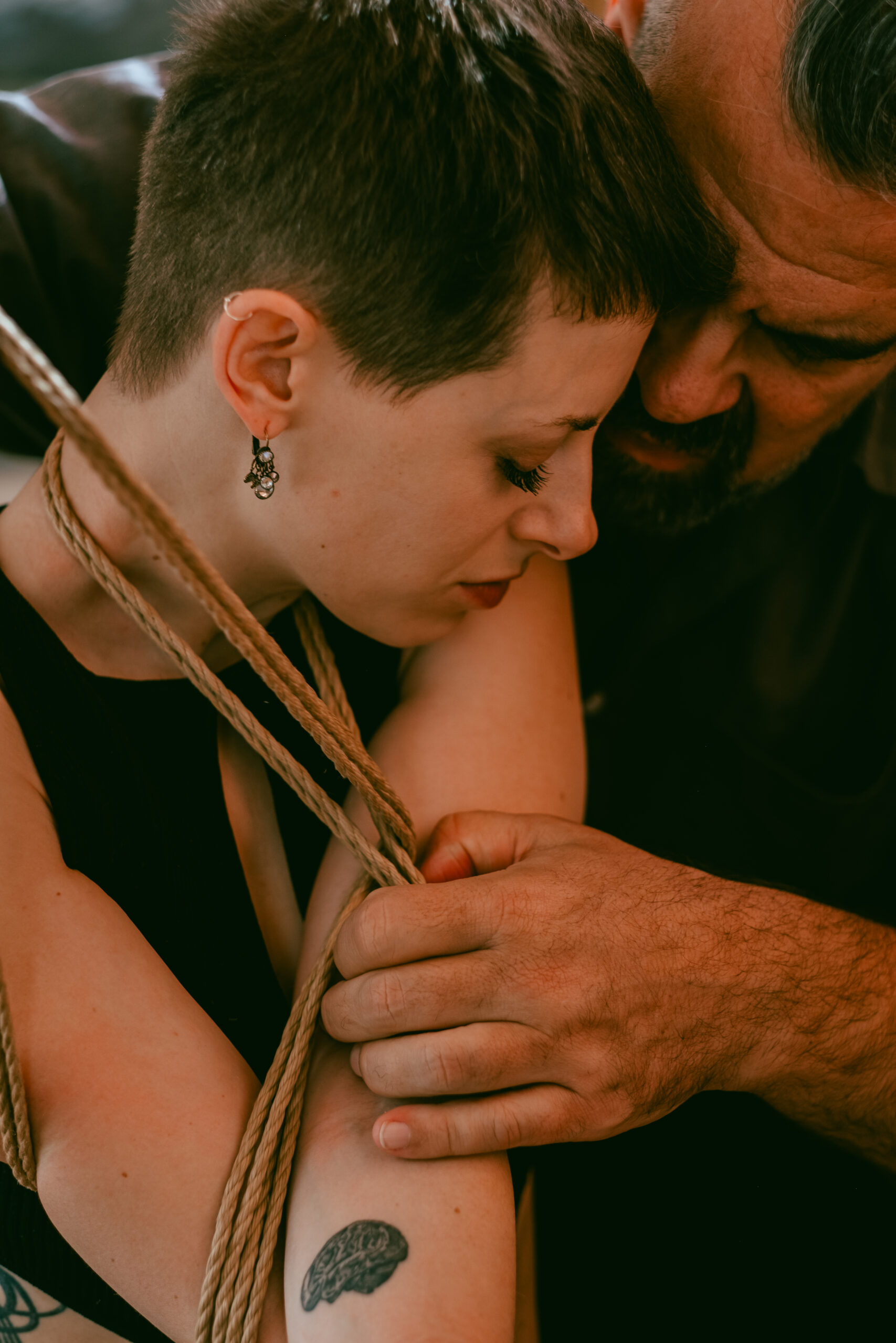Sesión de fotos íntimas de shibari