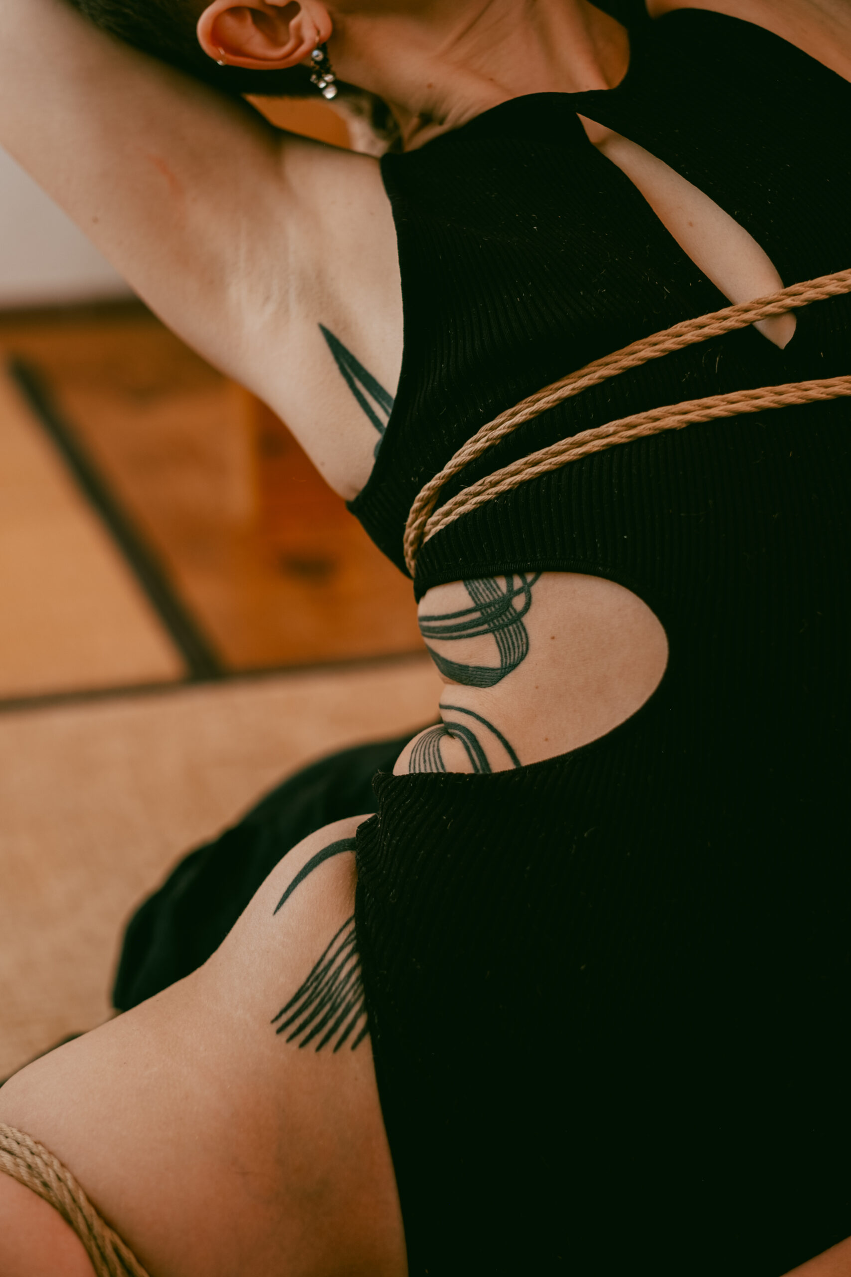 Sesión de fotos íntimas de shibari