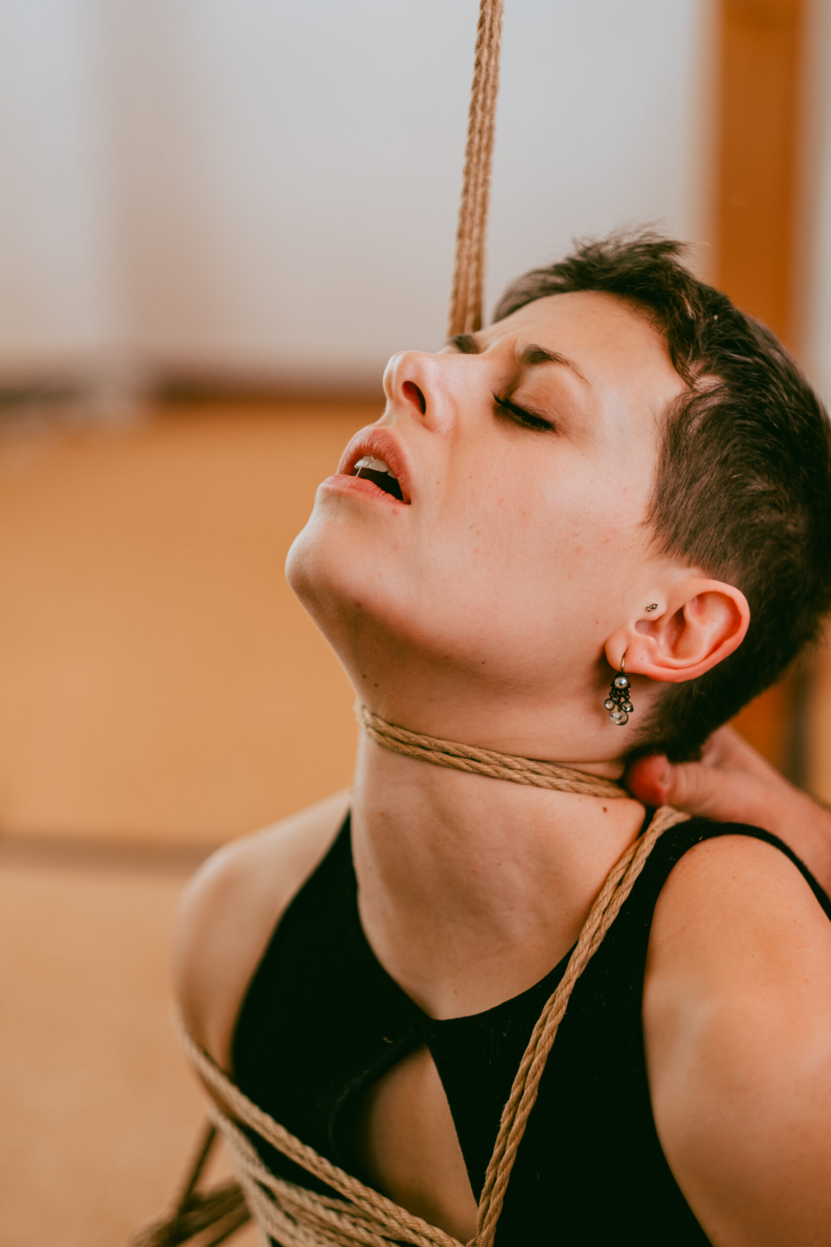 Sesión de fotos íntimas de shibari