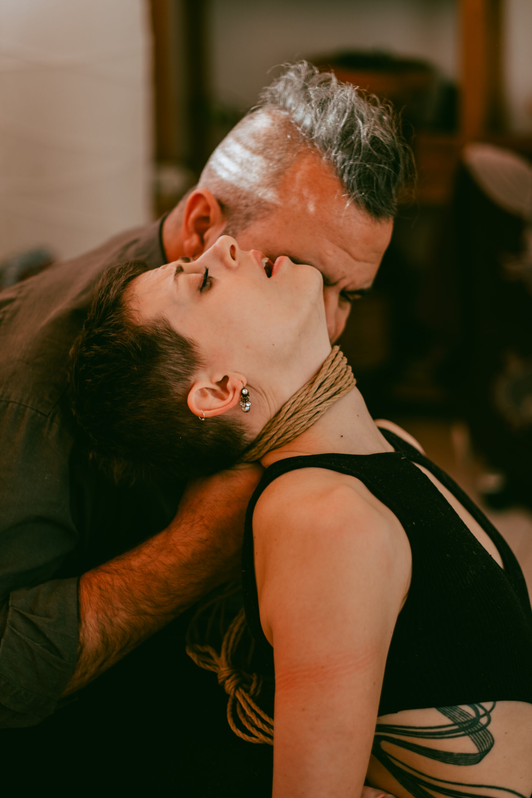 Sesión de fotos íntimas de shibari
