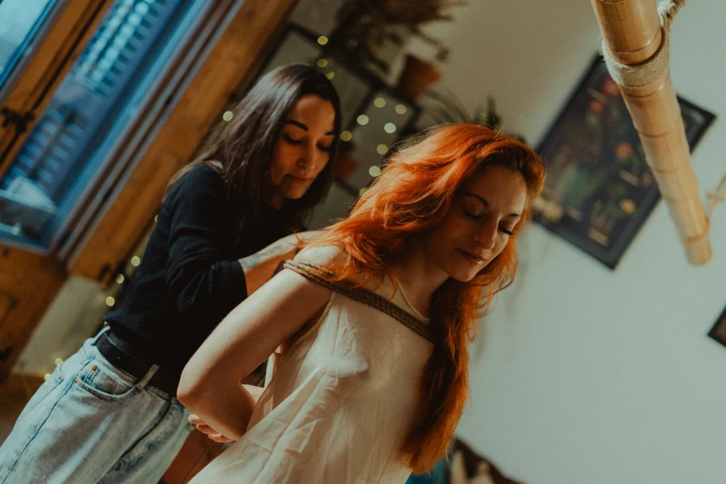Sesión de shibari