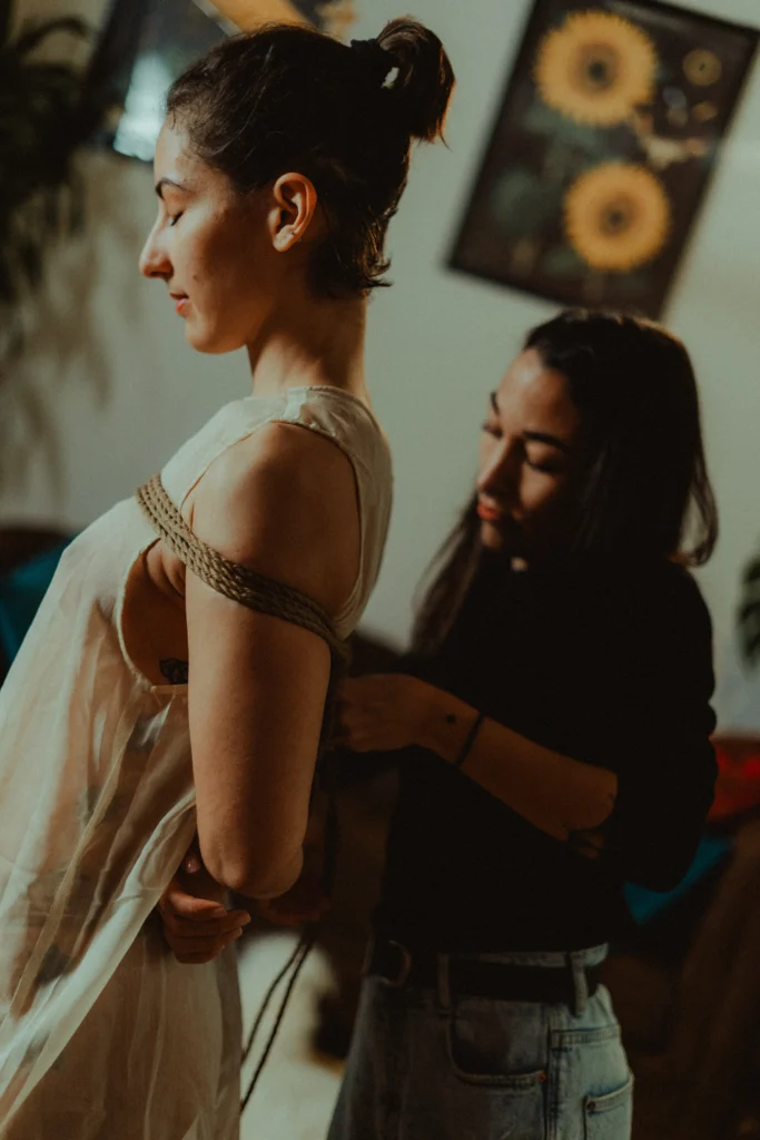 Sesión de shibari