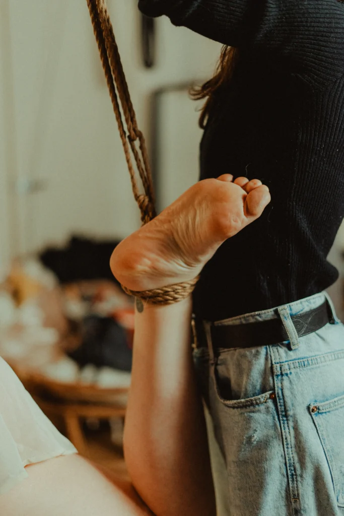 Sesión de shibari