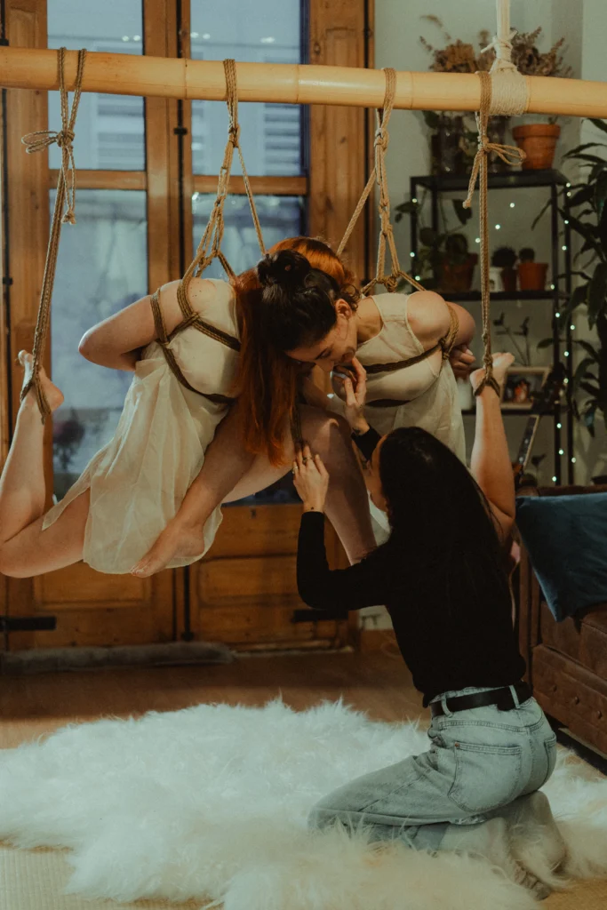 Sesión de shibari