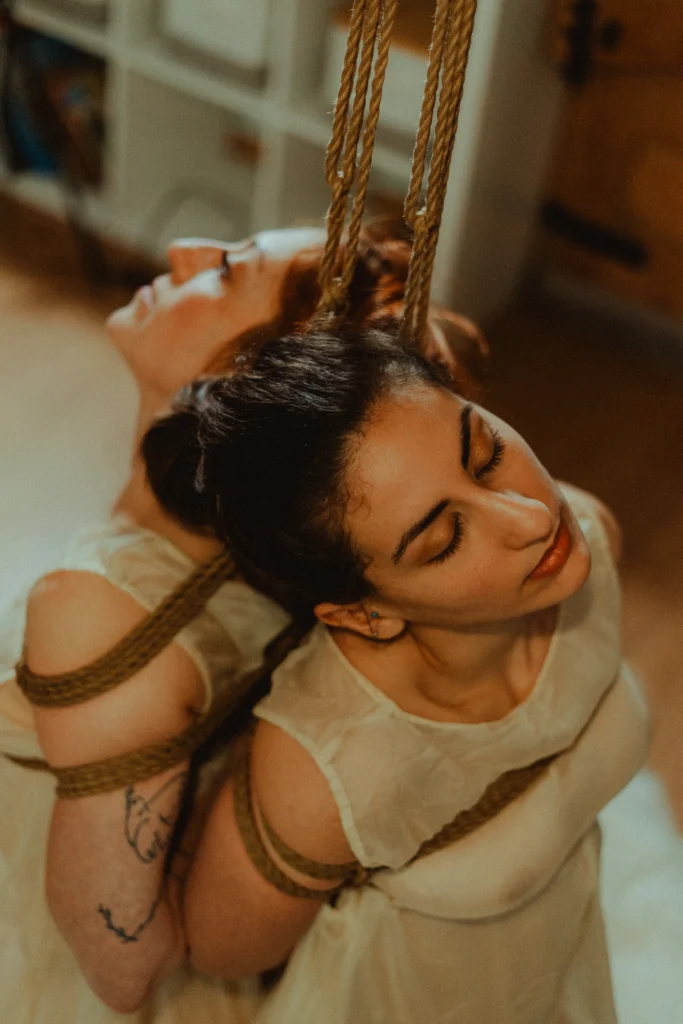 Sesión de shibari