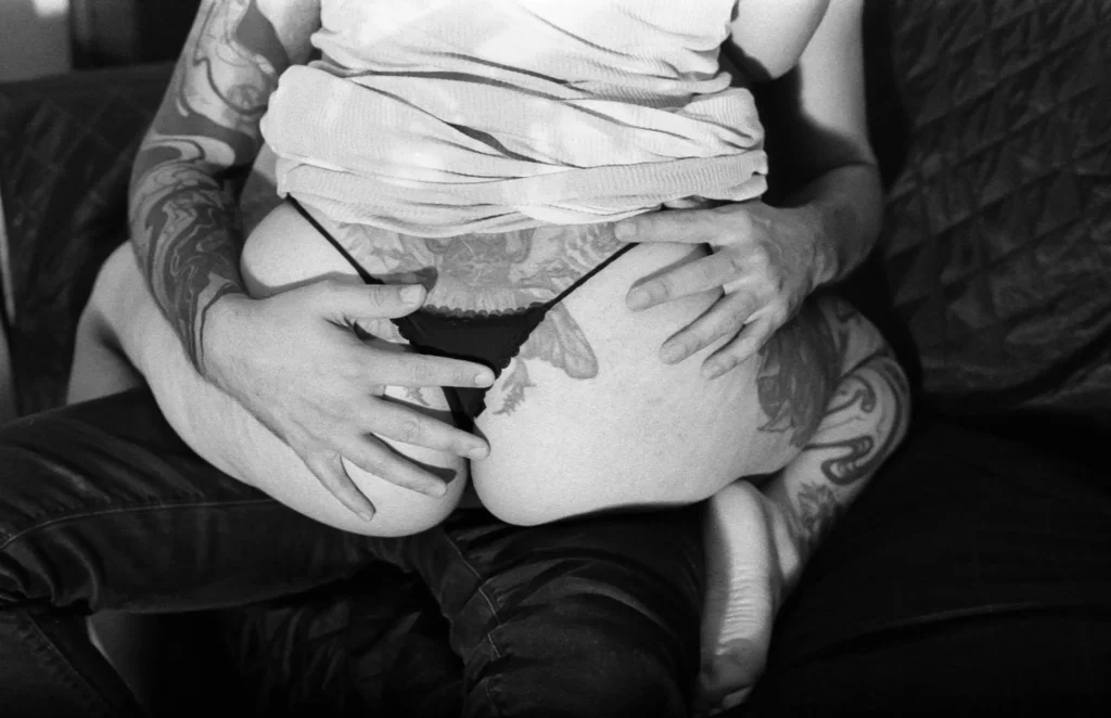 Photo shoot of an analog sexual encounter