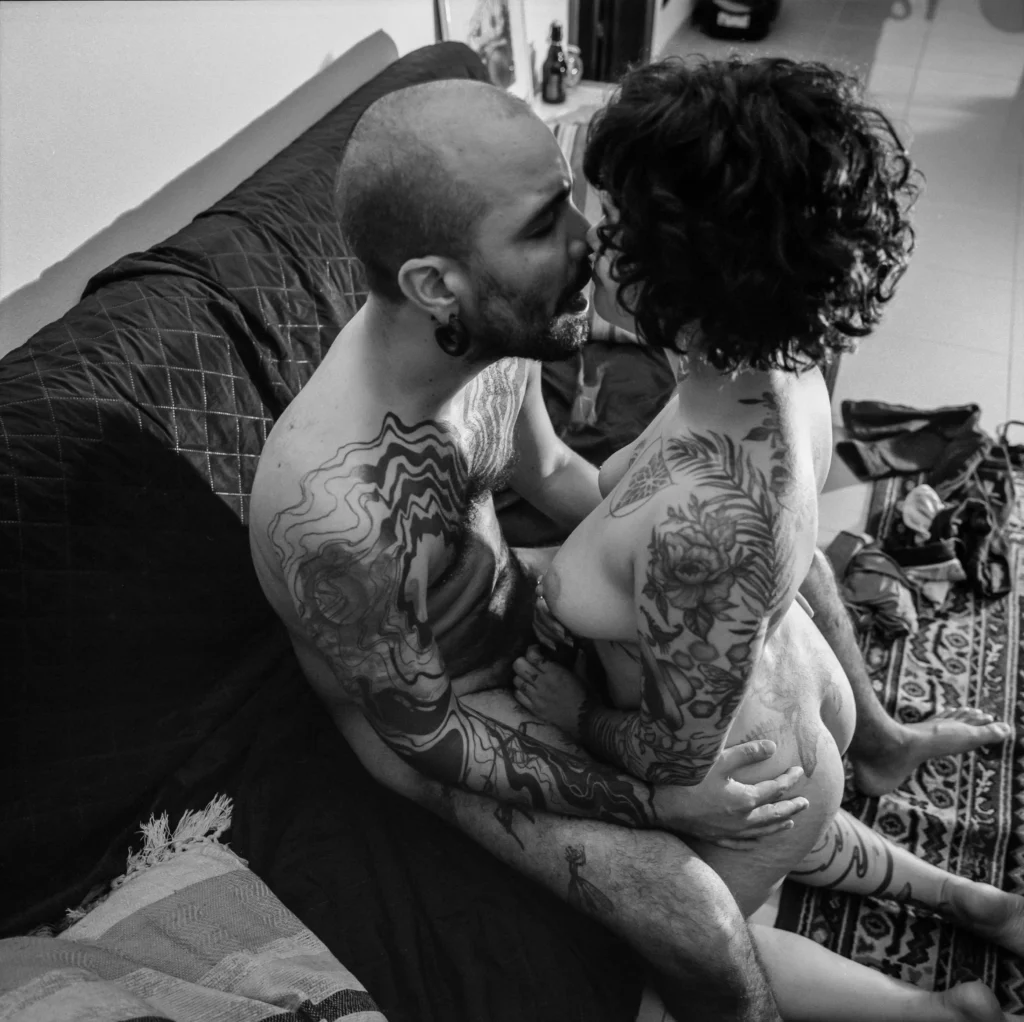 Photo shoot of an analog sexual encounter