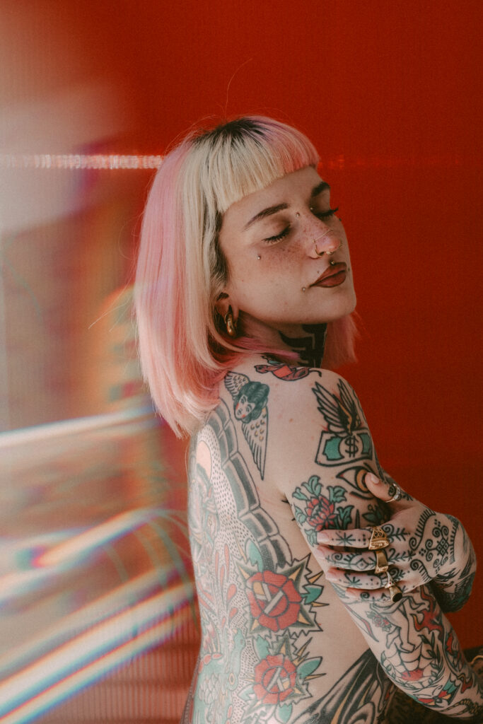 Sesión de fotos en lencería y desnudo en estudio