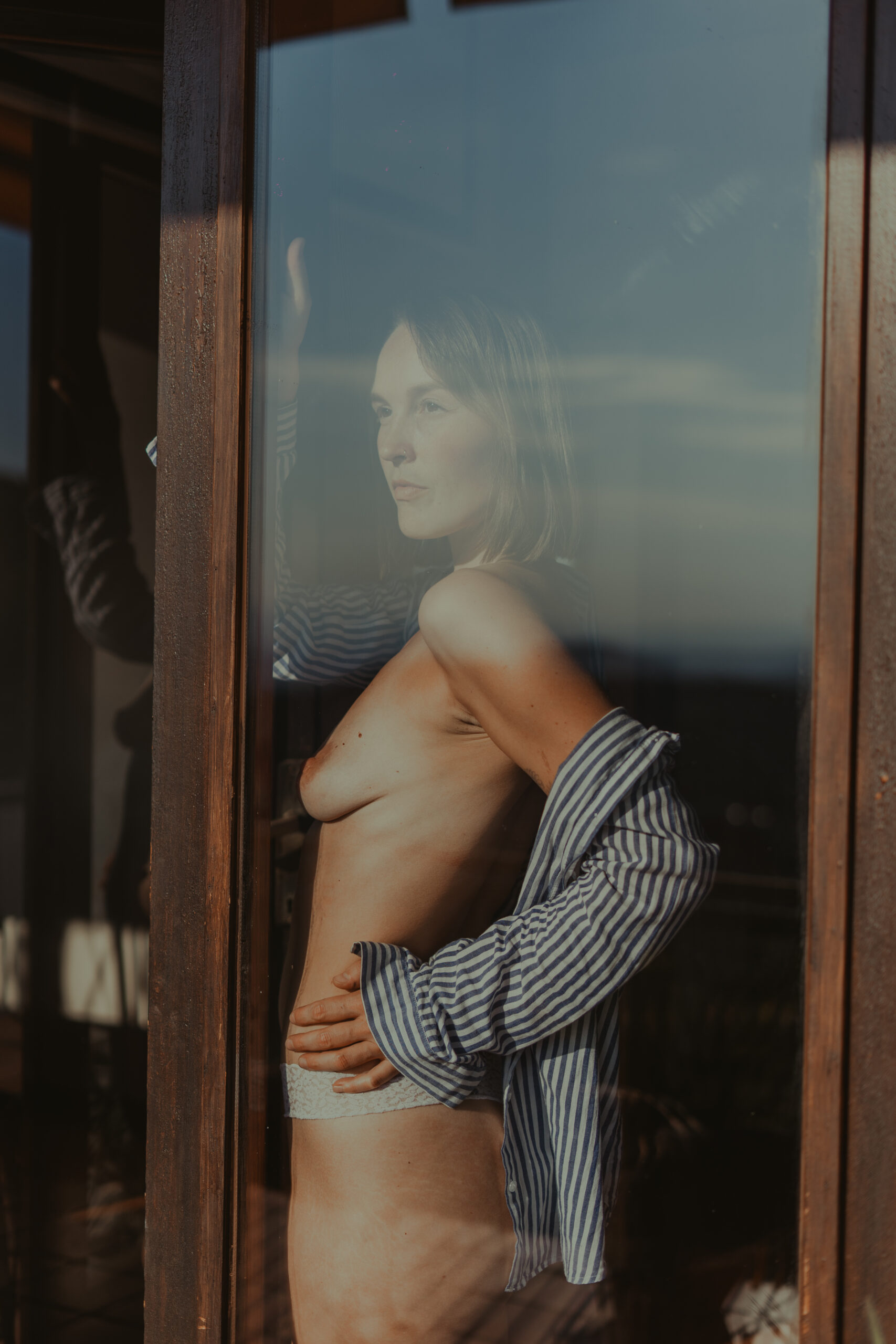 Intimate photoshoot in nature