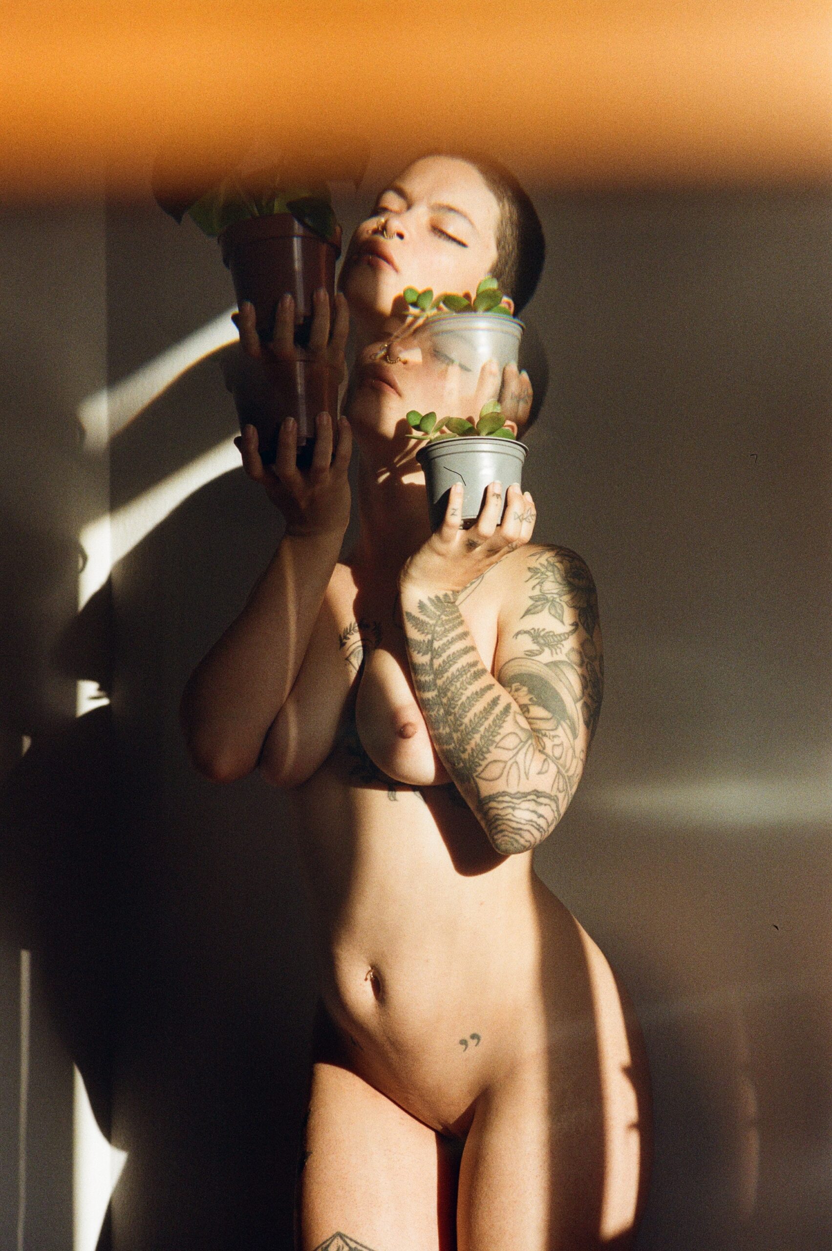 Sesión de fotos de desnudo analógica