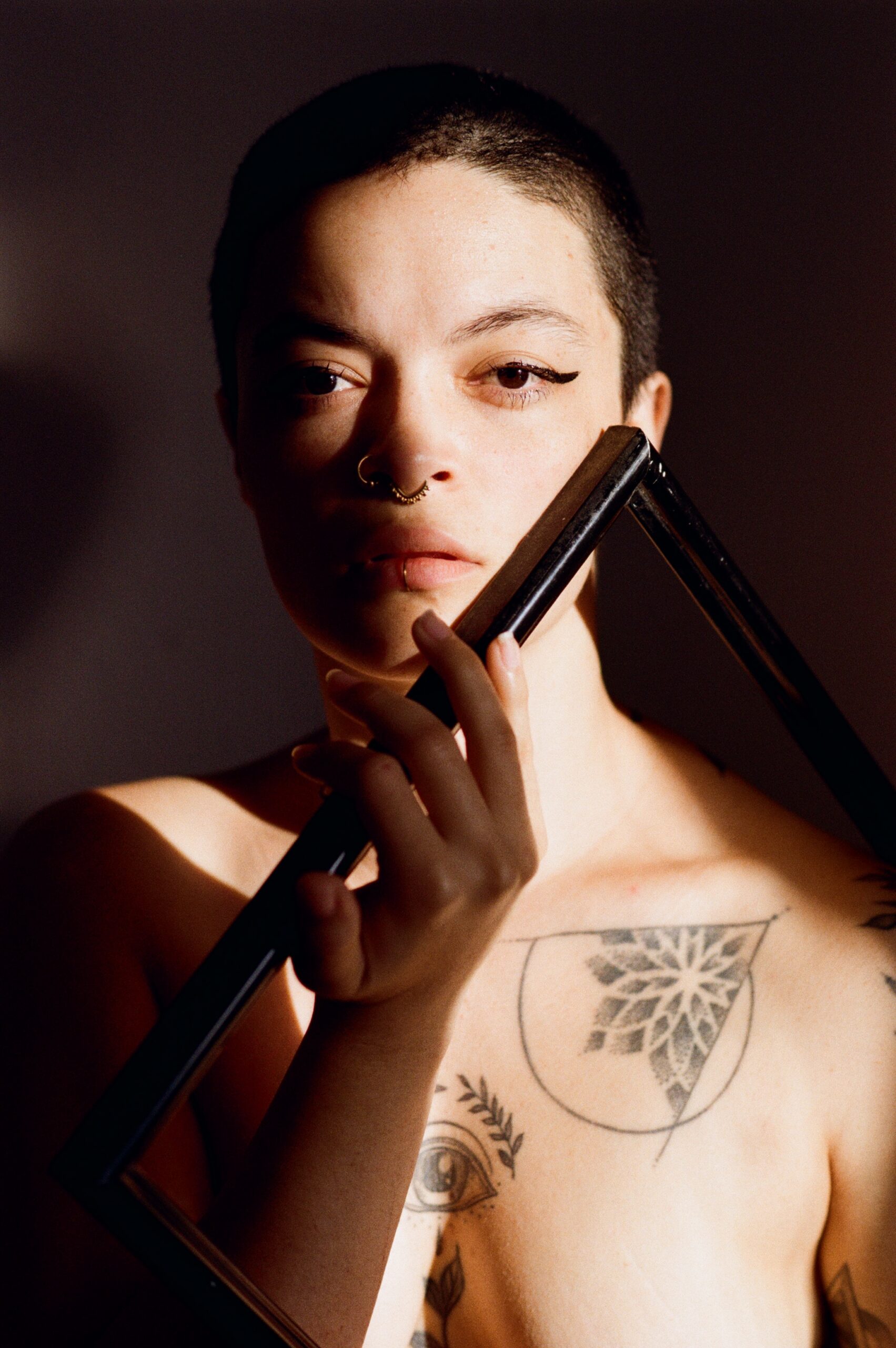 Sesión de fotos de desnudo analógica