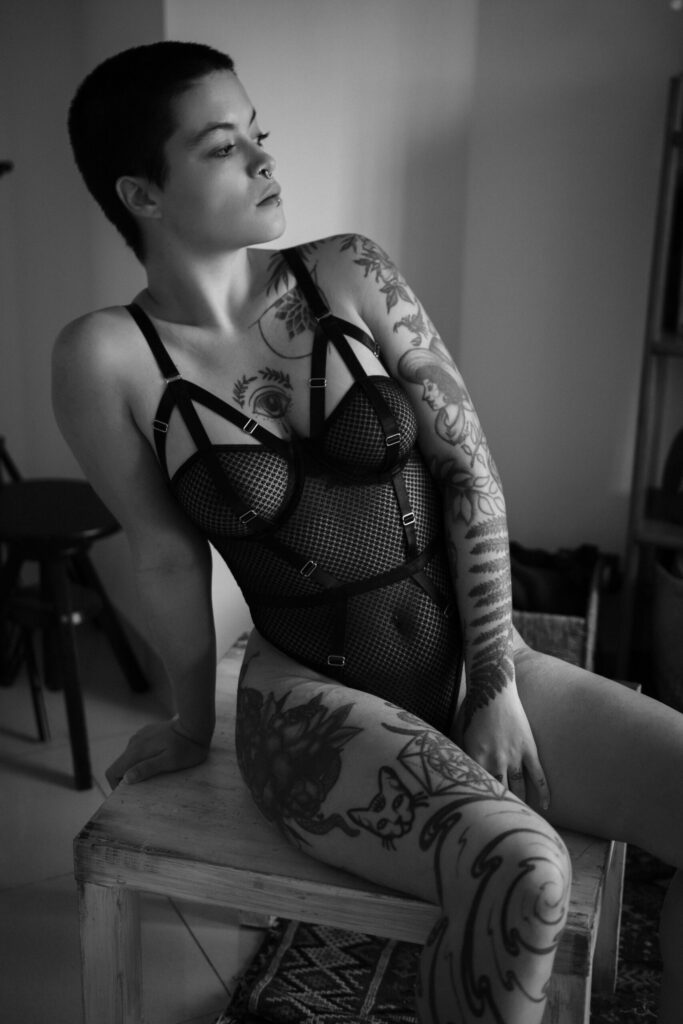 Intimate photo shoot