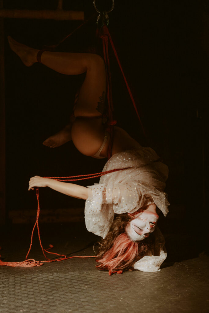 Photos during a shibari performance