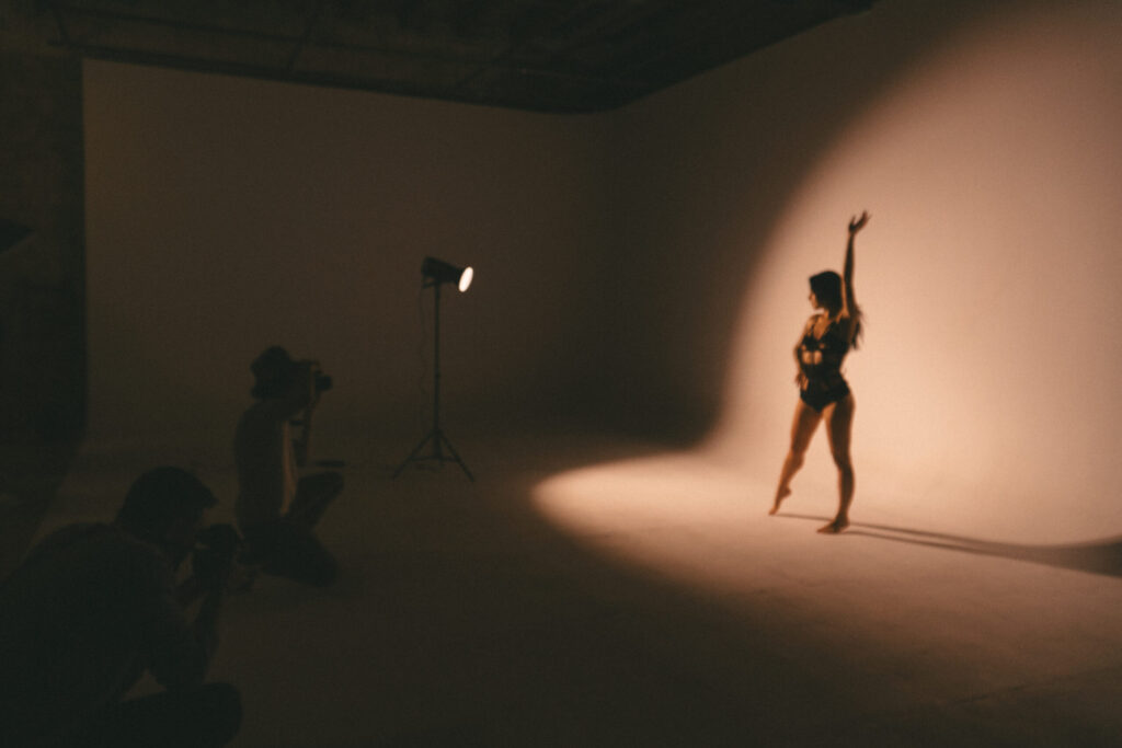 Workshop on artificial light photography