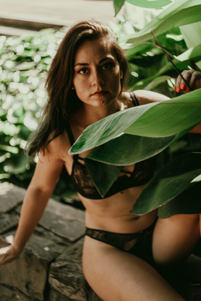 Sesión de fotos en lencería en exteriores