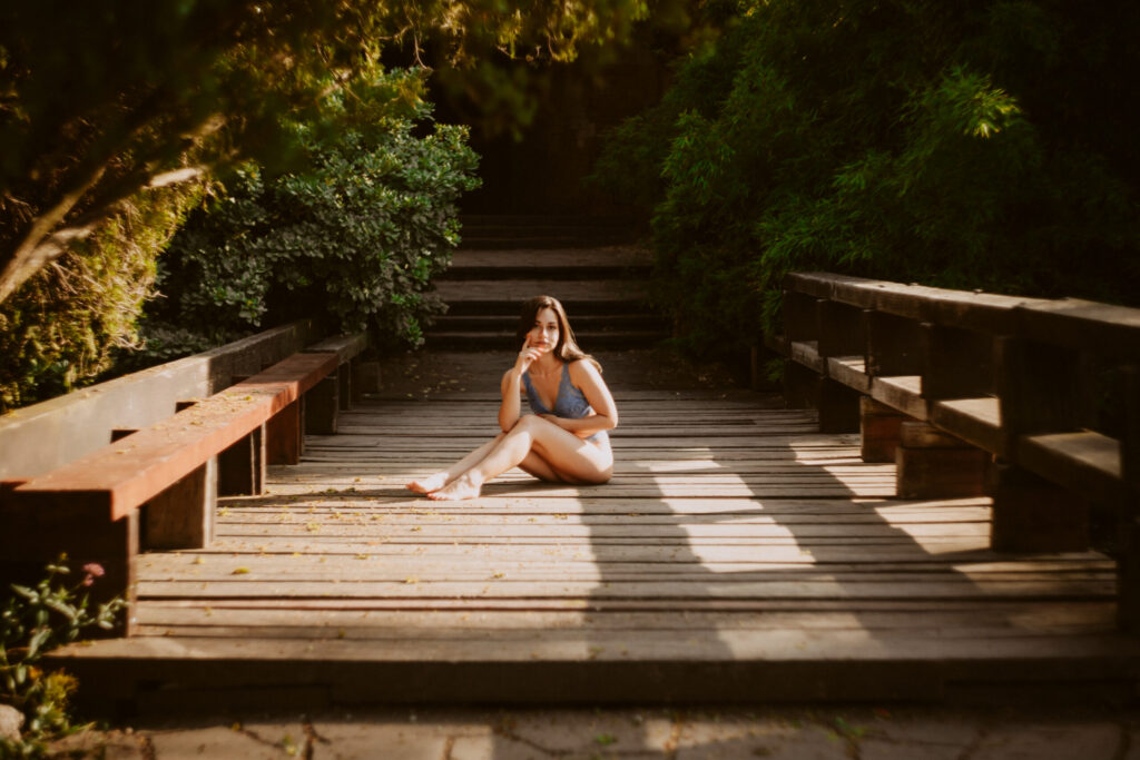 Sesión de fotos en lencería en exteriores