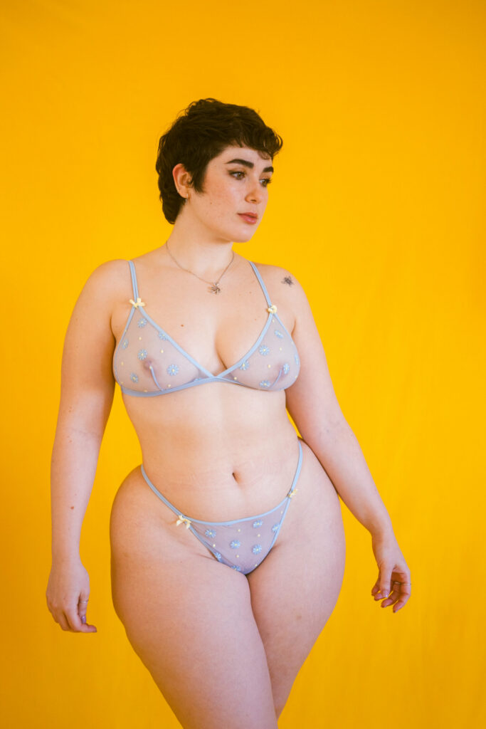 Sesión de fotos de lencería en estudio