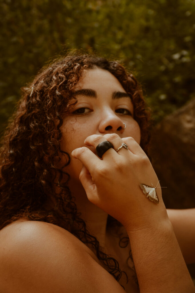 Intimate photoshoot in nature