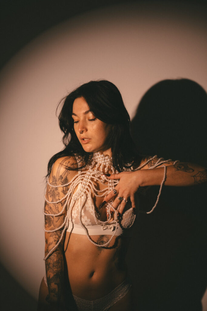 Workshop on artificial light photography