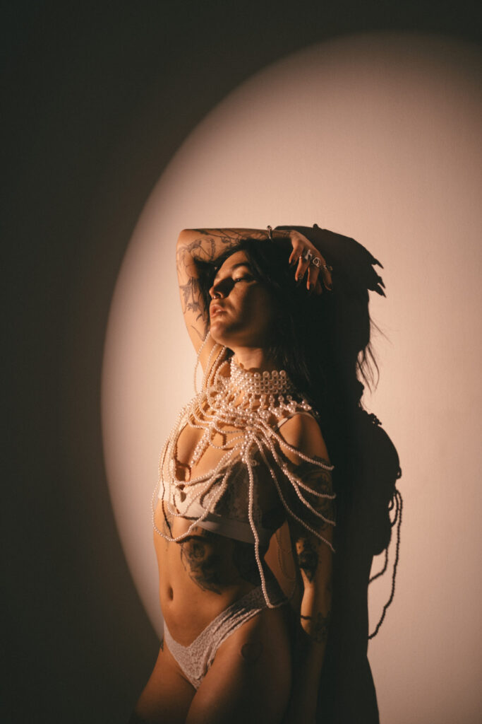 Workshop on artificial light photography