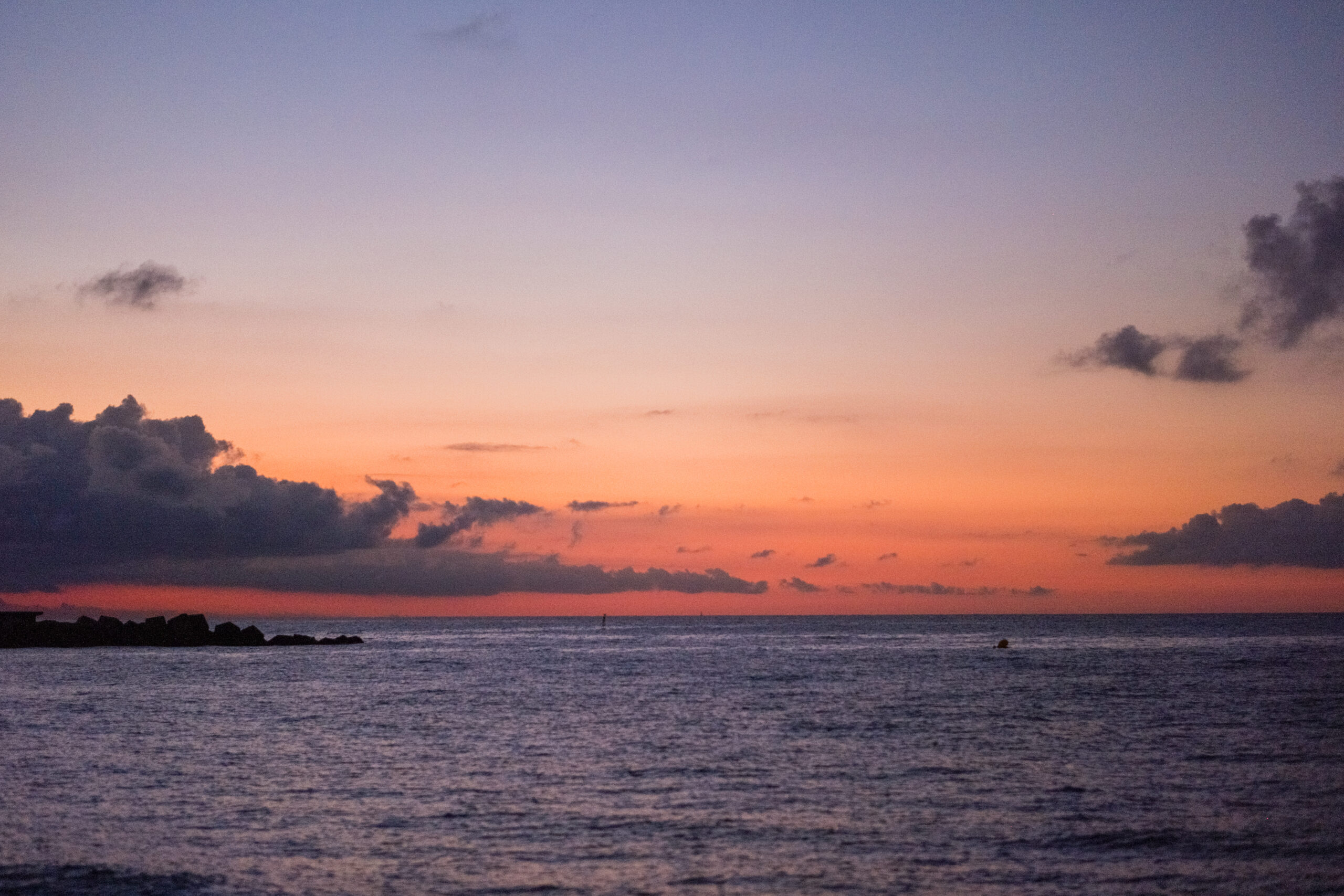 Nude photoshoot on the beach. Conscious photography workshop 