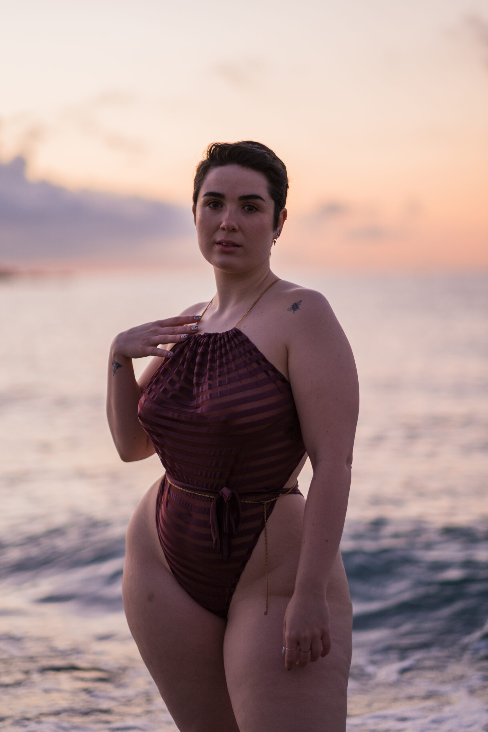 Nude photoshoot on the beach. Conscious photography workshop 