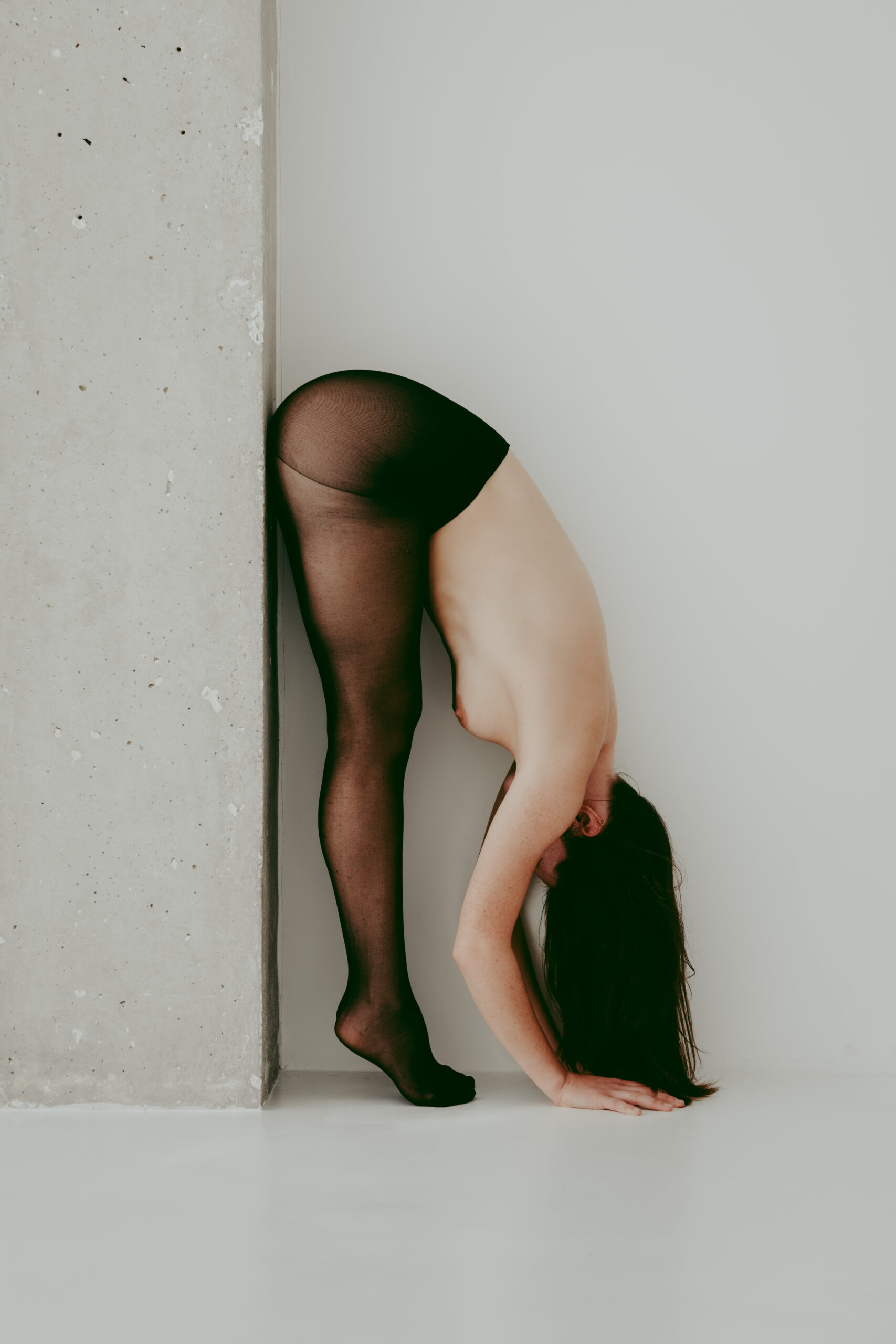 Workshop on conscious nude photography