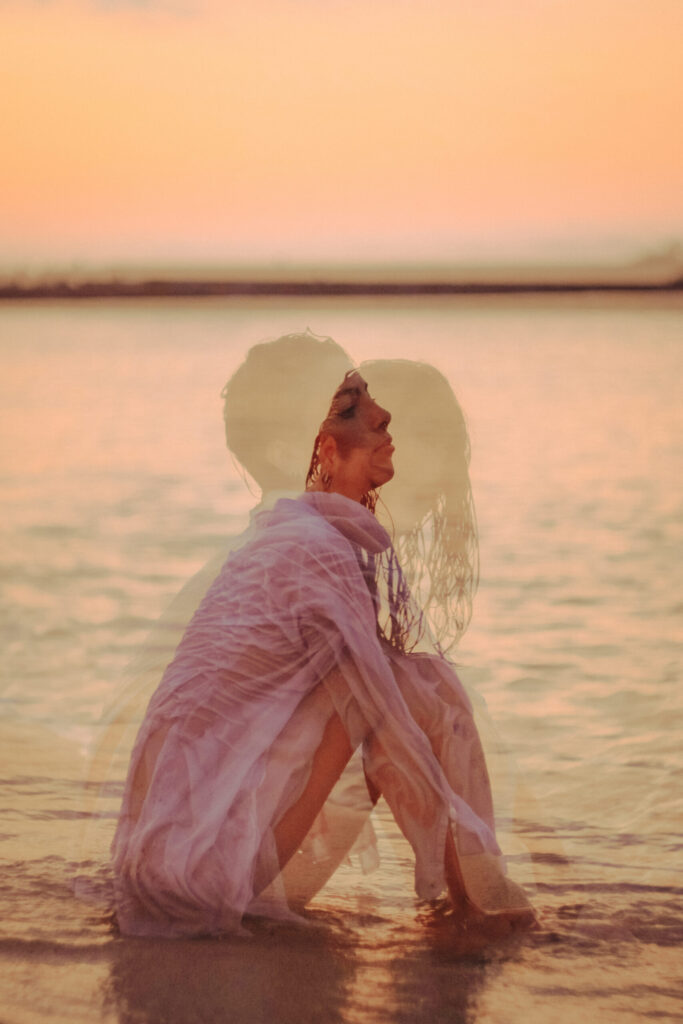 Sunrise photoshoot on the beach. Mindful photography workshop 