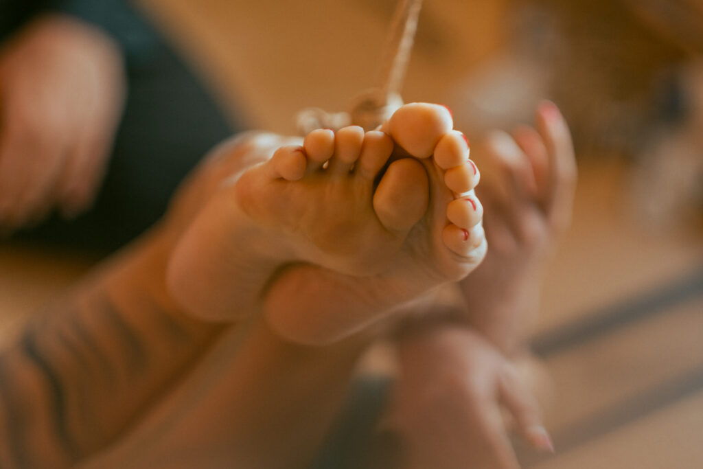 Intimate shibari session