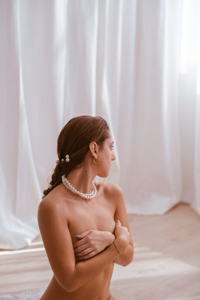 Workshop on conscious nude photography