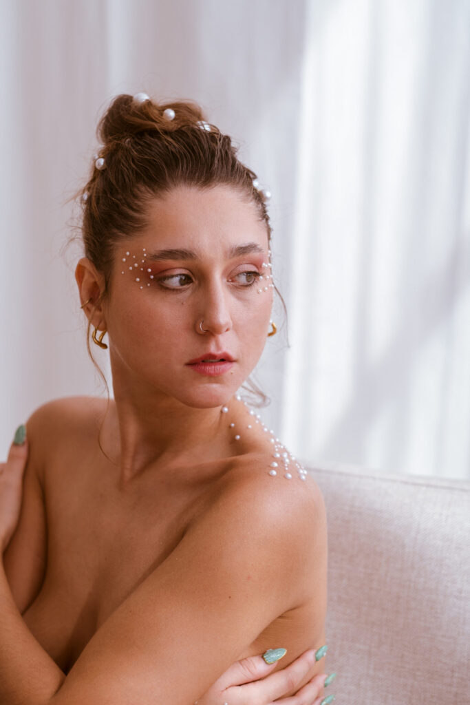 Workshop on conscious nude photography