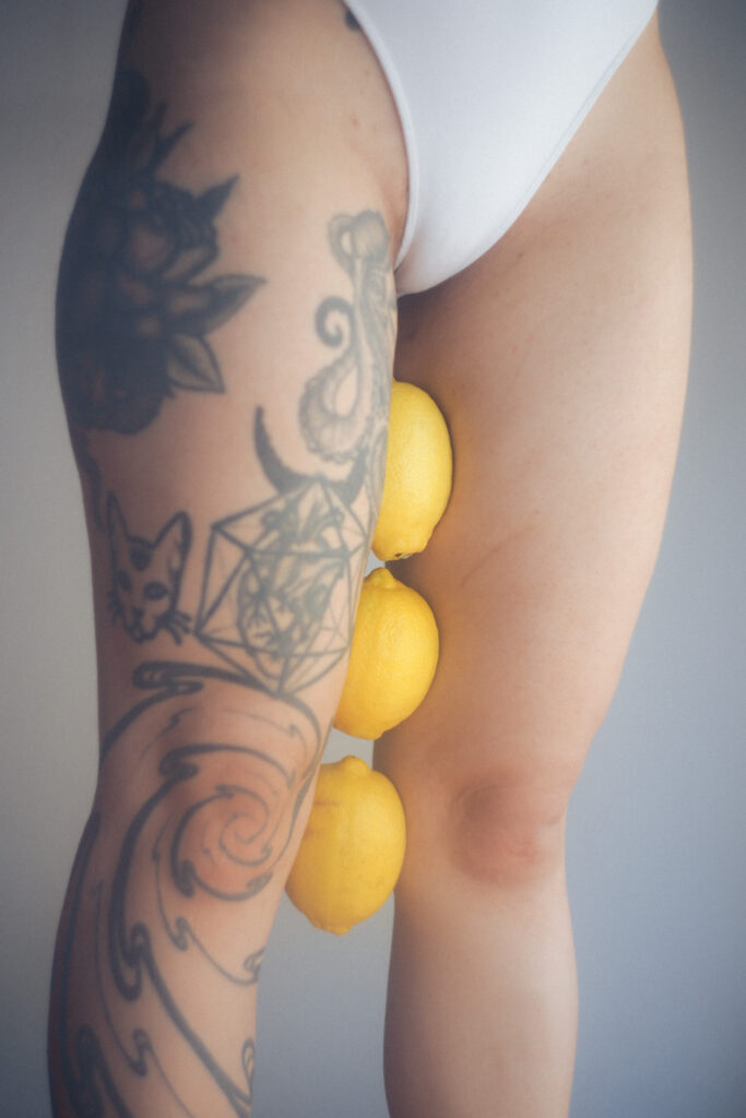 Sesión de fotos íntima con limones